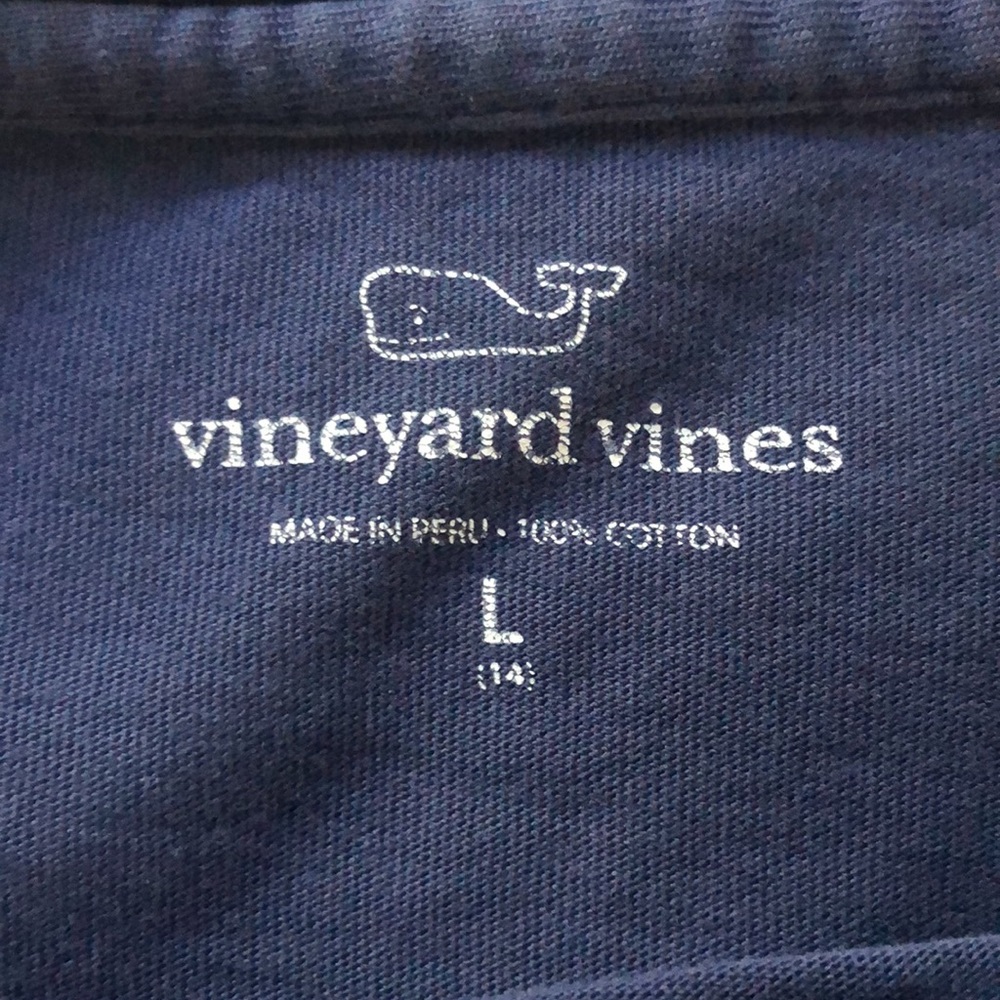 Vineyard Vines girls long sleeve lobster t-shirt. - Picture 2 of 4